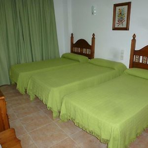 Private Bathroom Triple Room